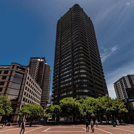 Studio Deluxe Apartments At One Thibault With Spectacular Views Cape Town Bagian luar foto