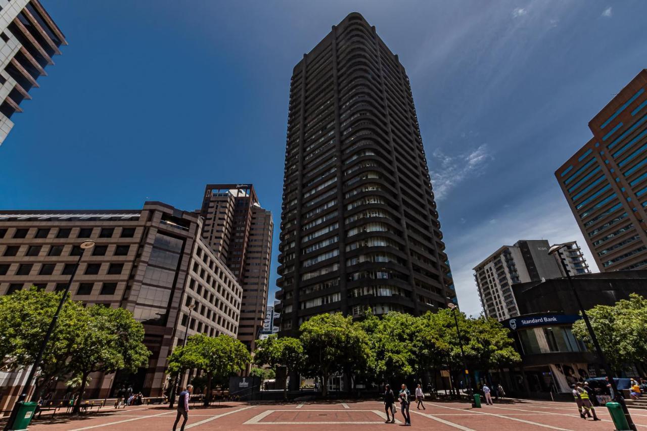 Studio Deluxe Apartments At One Thibault With Spectacular Views Cape Town Bagian luar foto